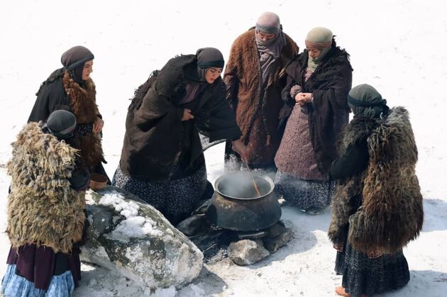 ادامه تصویربرداری سریال «جشن سربرون» در شهرک سینمایی غزالی
