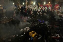 کمپ پناهجویان در فرانسه طعمه حریق شد