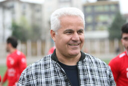 مهاجمان باید قدر هر توپی را بدانند