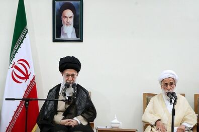 نخبگان آمریکا از داشتن چنین رئیس‌جمهوری احساس شرم می‌کنند