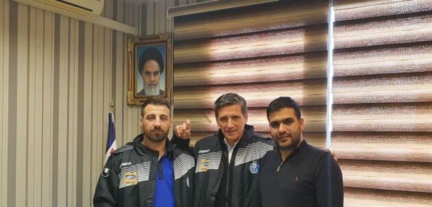 قرارداد نیکولای بورودوف با استقلال ثبت شد