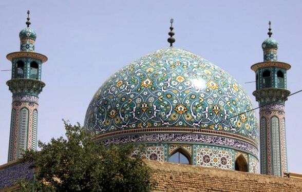 مسجد نقش محوری در تعلیم و تربیت قرآنی دارد