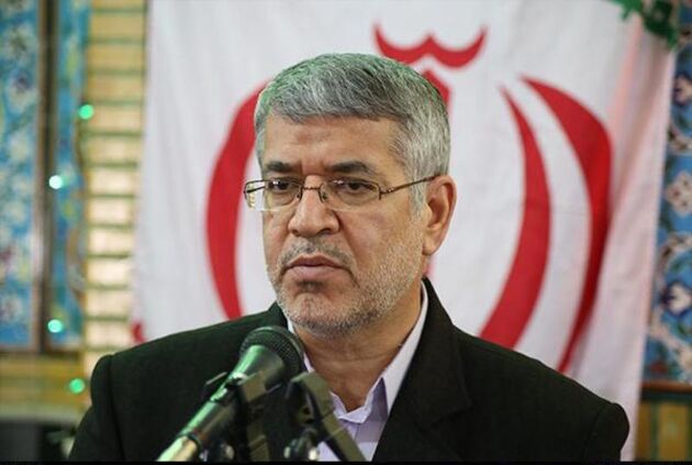 دستگاه‌های تبلیغاتی با زبان هنر سوادآموزان را جذب کنند 