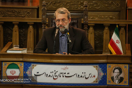 نشست خبری رئیس مجلس شورای اسلامی