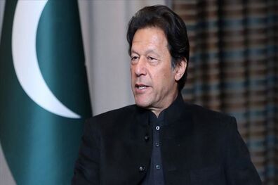 عمران خان دولت اشرف غنی را «ناتوان و فاسد» خواند 