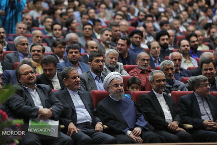 دیدار حسن روحانی با فعالان ستادهای انتخاباتی