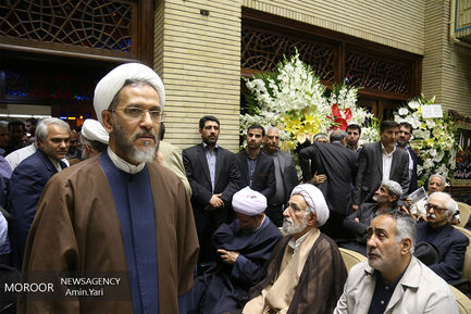 ⁨مراسم ختم مرحوم علیزاده در مسجد نور تهران برگزار شد