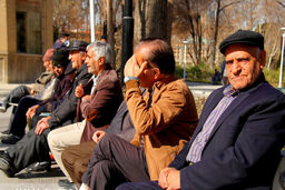 تصویب کلیات لایحه متناسب‌سازی حقوق کارکنان دولت و بازنشستگان