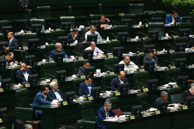 حضور ظریف در کمیسیون امنیت/ادامه بررسی تفحص از شهرداری تهران