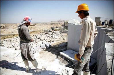 هیچگونه مانعی در واگذاری سنگ به تولیدکنندگان مصنوعات سنگی وجود ندارد