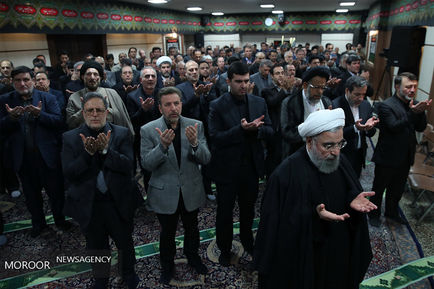 مراسم سوگواری رحلت پیامبر اسلام(ص) و شهادت امام حسن و امام رضا علیهم السلام با حضور دکتر روحانی و اعضای هیات دولت