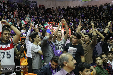 جشن پیروزی هواداران حسن روحانی در کرمانشاه