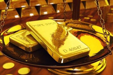 طلای جهانی از مرز ۱۲۰۰ دلار عقب نشست