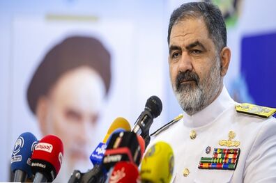 حضور کشورهای غیر دوست در آب‌های منطقه، توجیه ندارد