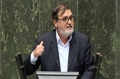 دشمن را نباید آرام بگذاریم