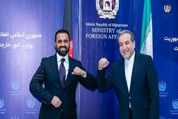دیدار و رایزنی سید عباس عراقچی با همتای افغان خود در کابل