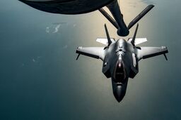 هواپیماهای رادار گریز F-35 آمریکا در رصد کامل پدافند ارتش است