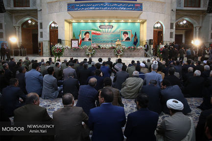 یوم الله ۱۲ بهمن در حرم بنیانگذار جمهوری اسلامی