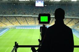 پخش همزمان دیدارهای پرسپولیس، استقلال و سپاهان از ۳ شبکه/پخش  مسابقات لیگ برتر فوتبال کشور