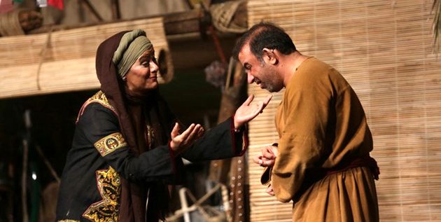 تله تئاتر دروازه ساعات از شبکه دو سیما روی آنتن می رود