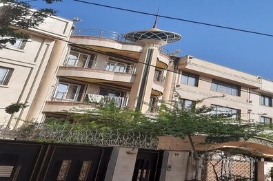 تصویری خاص از یک ساختمان در تهران+ عکس