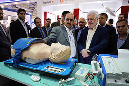 مطالبات تولیدکنندگان تجهیزات پزشکی از بیمارستان های تأمین اجتماعی تا دو هفته آینده پرداخت می شود