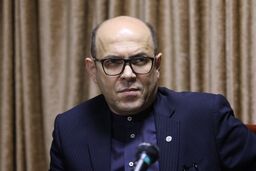 به خاطر یک میلیارد تومان هرگز باشگاه را ۱۰ میلیارد زیر قرض نمی‌ بریم