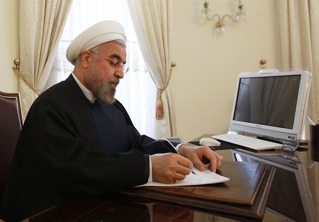 روحانی درگذشت آیت الله شرعی را تسلیت گفت