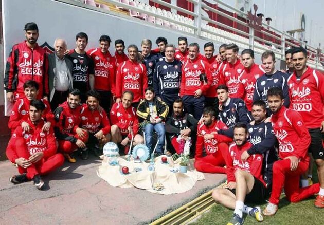 مربی پرسپولیس به دنبال مدافع همزبان/ اوکراینی‌ها رفتنی شدند؟