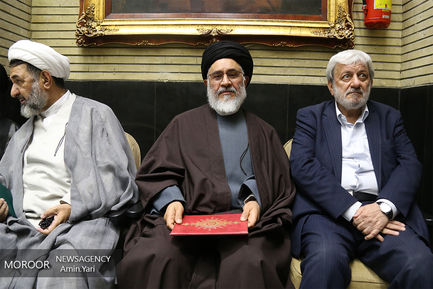 ⁨مراسم ختم مرحوم علیزاده در مسجد نور تهران برگزار شد