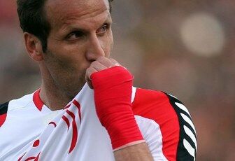 سنگ تمام پرسپولیسی سابق با حضور در جمع تیفوسی ها