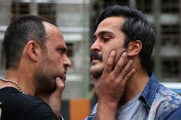 نقد و بررسی فیلم سینمایی هاری با حضور عوامل فیلم