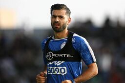 جدایی منتظری از استقلال تکذیب شد