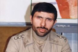 روزی که فرمانده ارتش به پای پدرش افتاد