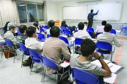 ارتقا رتبه بیش از 4 هزار عضو هیات علمی دانشگاه آزاد طی 3 سال