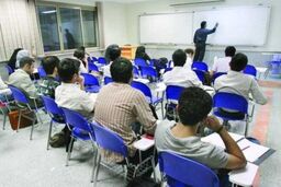ارتقا رتبه بیش از 4 هزار عضو هیات علمی دانشگاه آزاد طی 3 سال