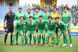 حسن‌زاده در جمع ذوب آهنی‌ها (عکس)