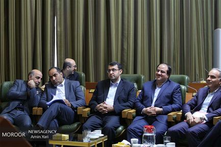 هفتاد و هفتمین جلسه شورای شهر