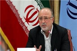 استاندار گیلان در نامه‌هایی به وزارت ورزش و جوانان حمایت از تیم ملوان را خواستار شد