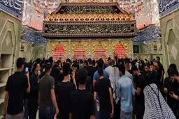 حرم حضرت عباس (ع) پس از عزاداری محرم شست‌‌وشو شد