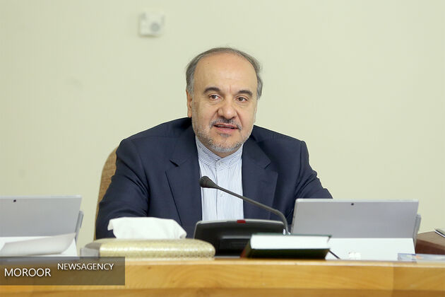 وزیر، عملاً هیات مدیره جدید سرخابی‌ها را حذف کرد
