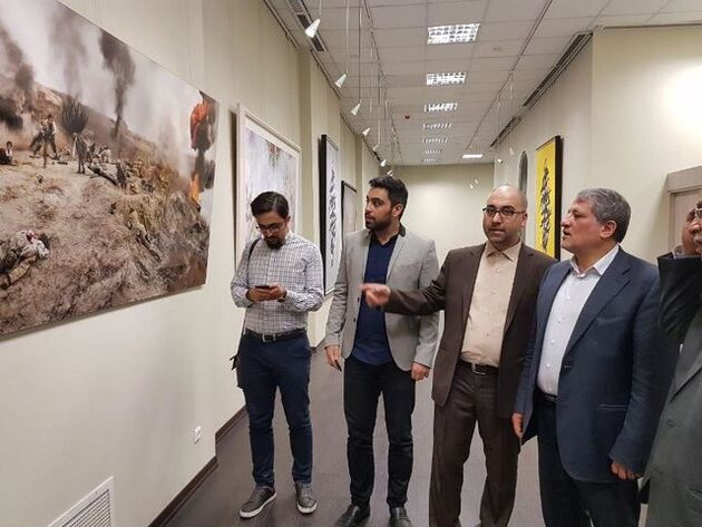 محسن هاشمی از نمایشگاه «نگار مکتب­‌خانه» بازدید کرد 