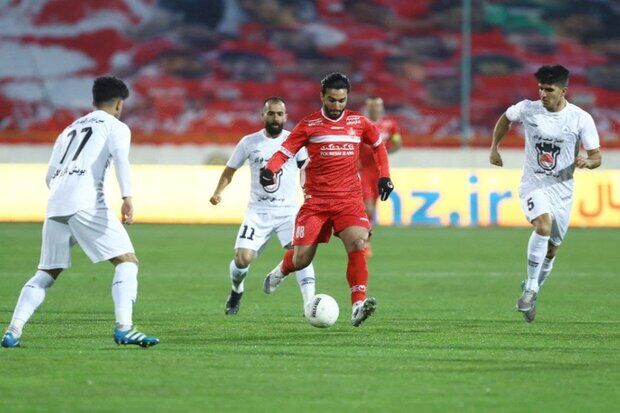 زمان بازی فوتبال ذوب آهن و پرسپولیس اعلام شد