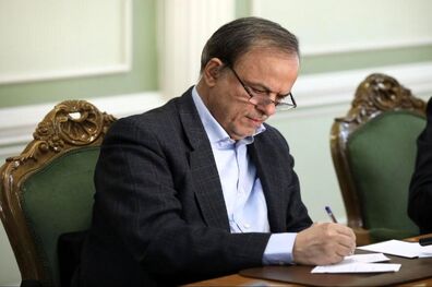 انجام به موقع تعهدات خودروسازان در انواع شیوه‌های فروش عامل مهمی در آرامش روانی بازار است