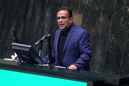 چین از لحاظ اقتصادی تنه به تنه آمریکا می‌زند