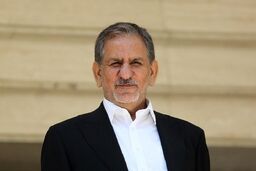 قیمت ارز را با تقاضاهای غیر واقعی بالا بردند