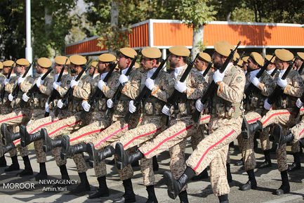 صبحگاه مشترک یگان های نمونه ارتش جمهوری اسلامی ایران