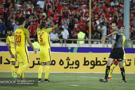 سوپر جام فوتبال دیدار تیم های پرسپولیس و نفت
