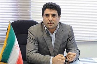 کسی که عکس گرفته، خائن است