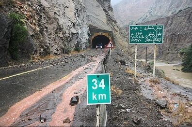 انسداد جاده هراز به دلیل تعمیرات